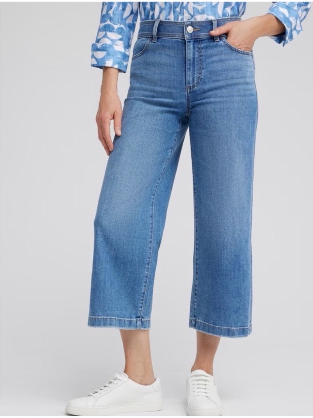 Chico’s Wide Leg Crop Trouser Jeans, 16